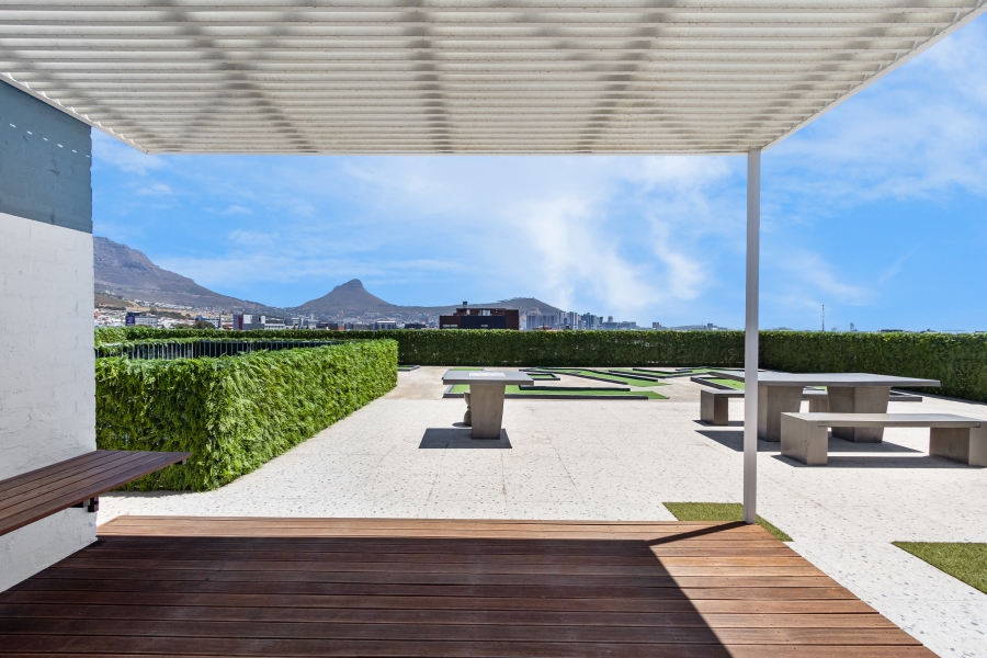 2 Bedroom Property for Sale in Woodstock Western Cape